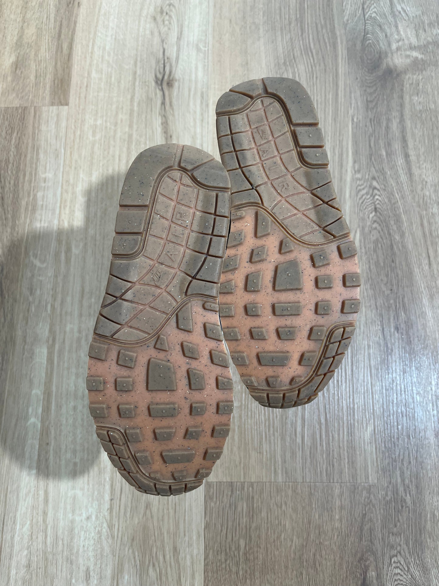 Nike Air Max 1 ‘QS Obsidian’