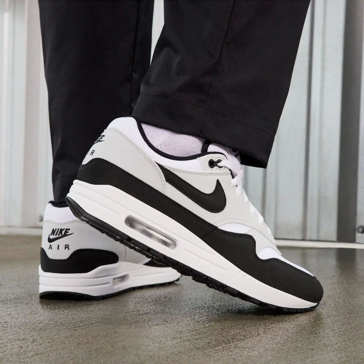Nike Air Max 1 Essential White Black