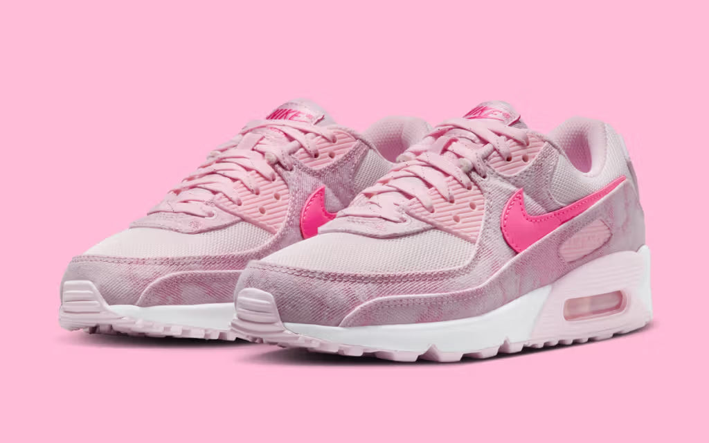 Nike Air Max 90 Wmns “Pink Denim”: zomerse kleuren met verfijnde textuur