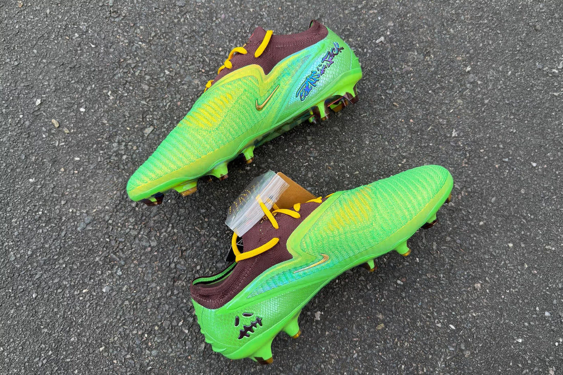 Nike x Travis Scott Phantom 6. Ook Travis krijgt een eigen voetbalschoen!