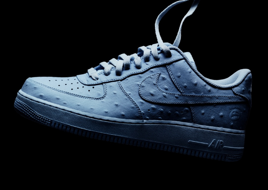 Travis Scott x Nike Air Force 1: 'Cactus Jack' vs 'Ice Blue' vergeleken
