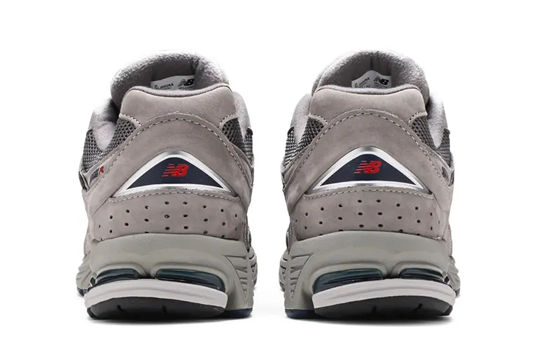 New Balance 2002R OG Light Grey