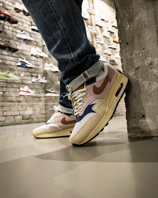 Sneakers maat 43