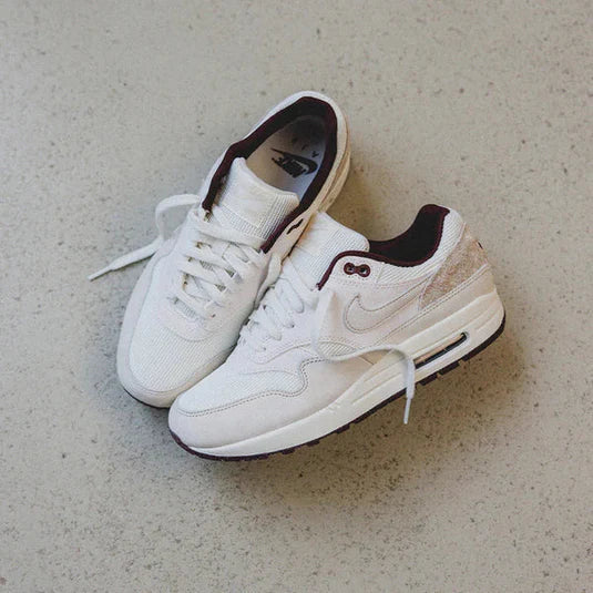 Sneakers maat 45