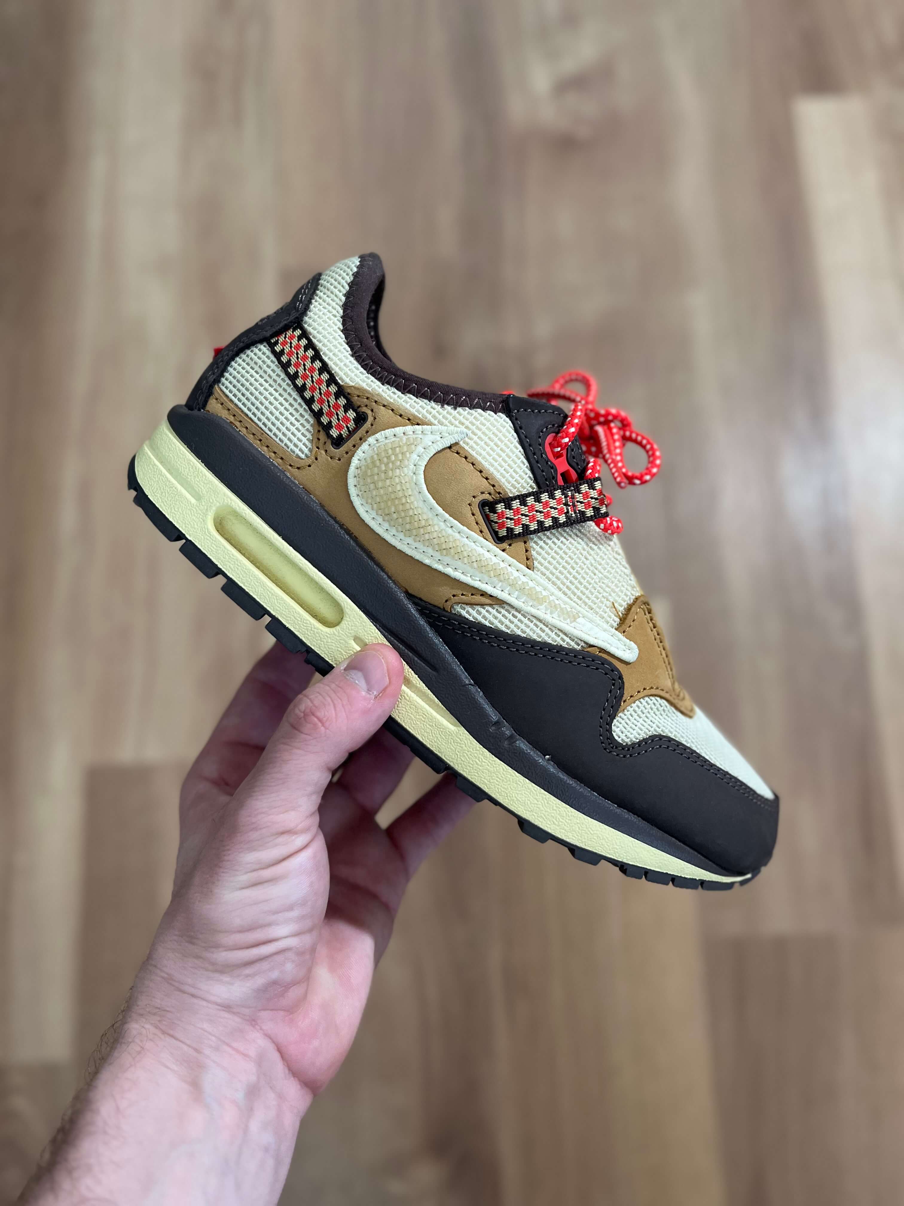 Nike Air Max 1 x Travis Scott ‘Baroque Brown’ 2022