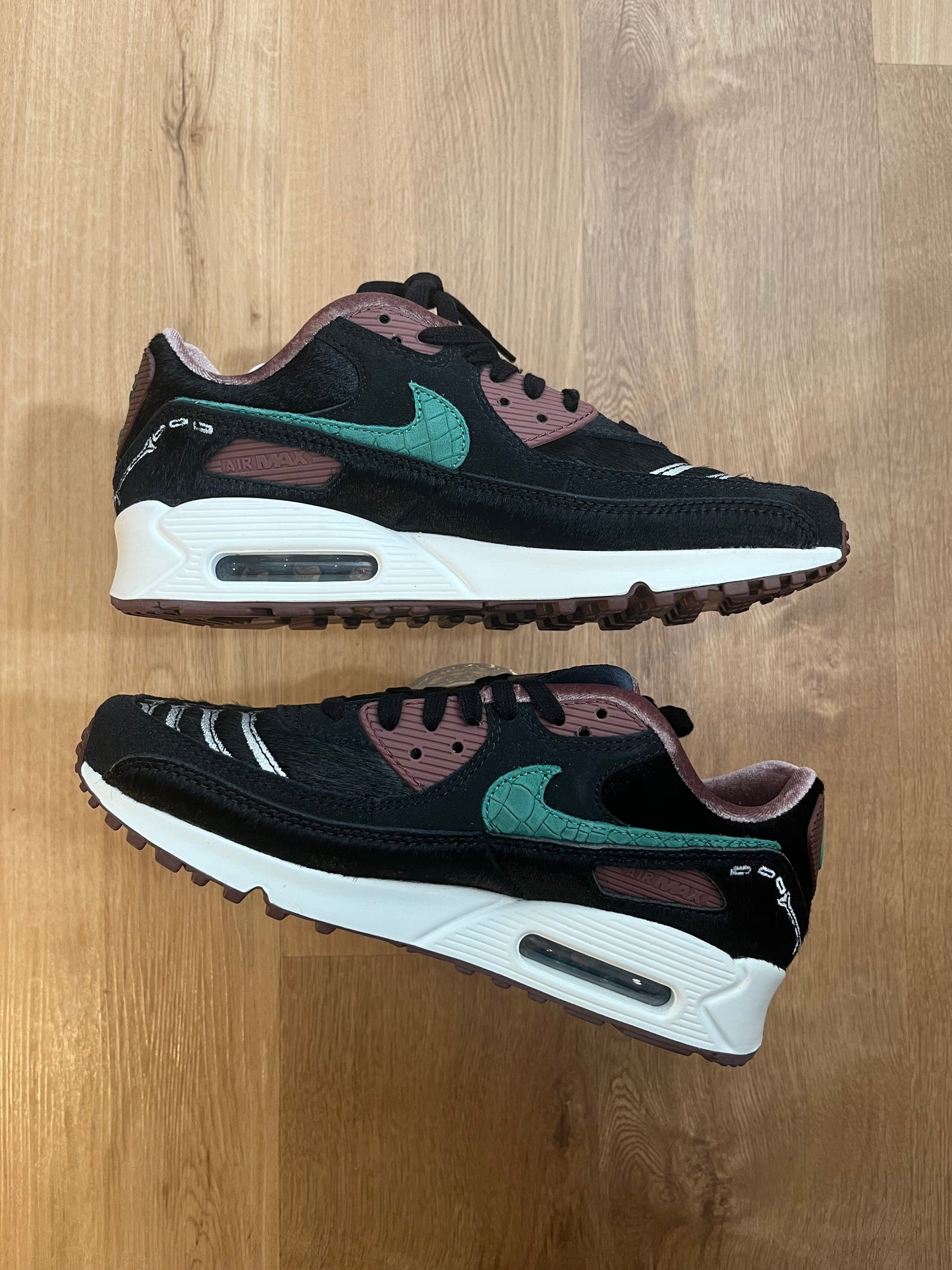 Nike Air Max 90 ‘Siempre Familia’