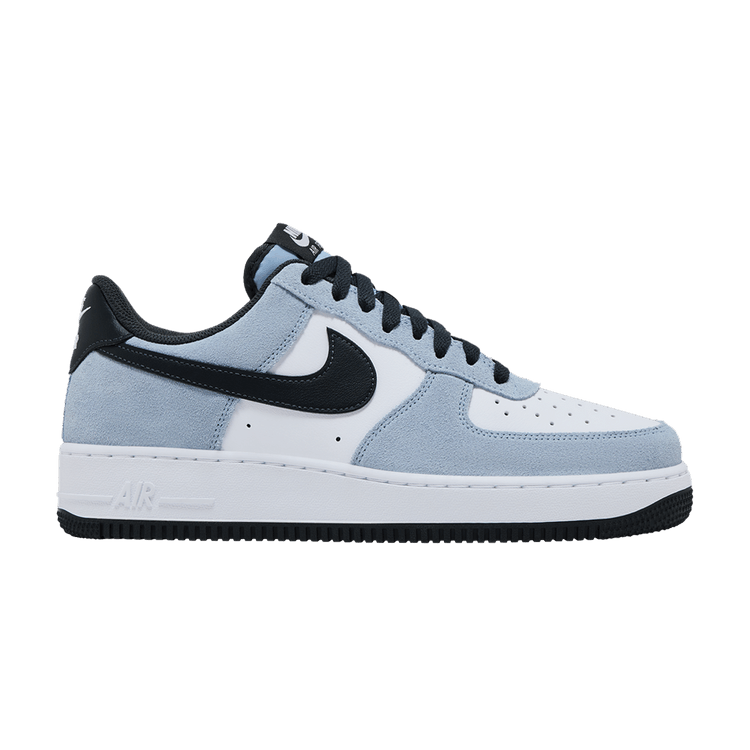 Nike Air Force 1 '07 LV8 'Light Armory Blue Anthracite' IF6205-400 in wit en lichtblauw
