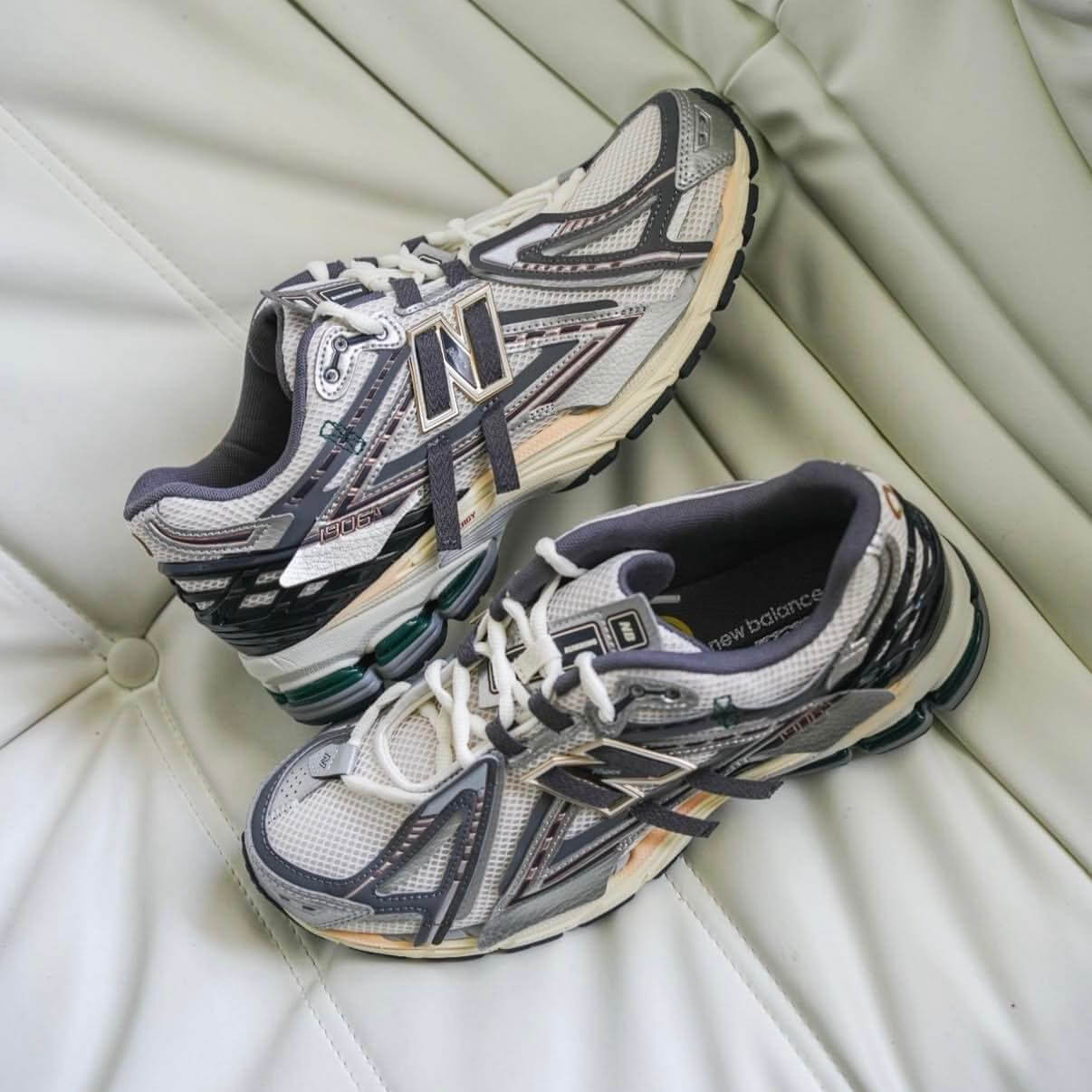New Balance 1906A 'Silver Gold Metallic'