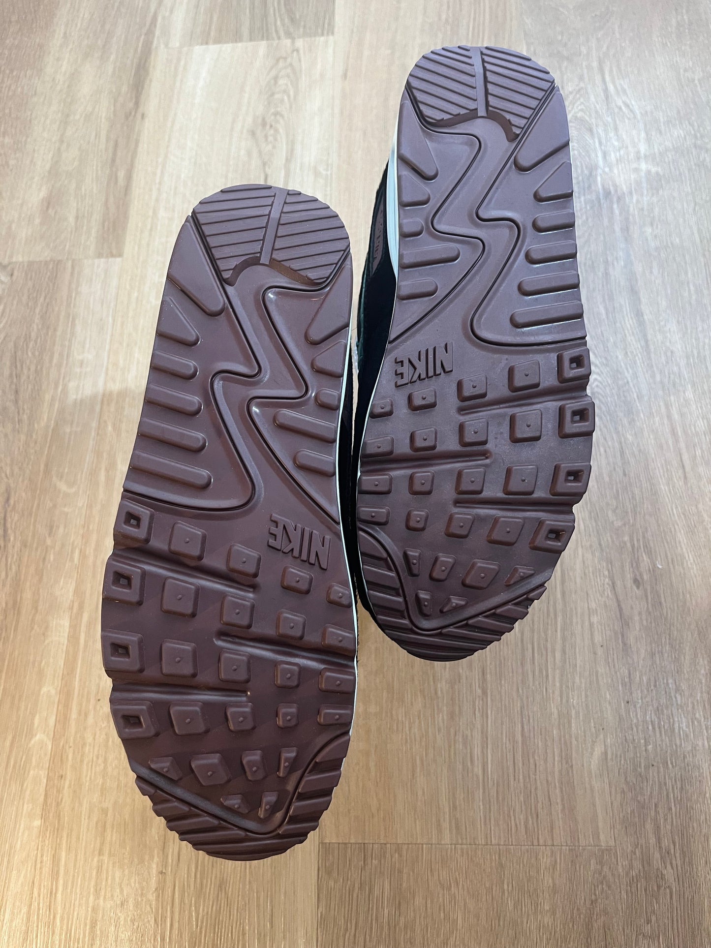 Nike Air Max 90 ‘Siempre Familia’