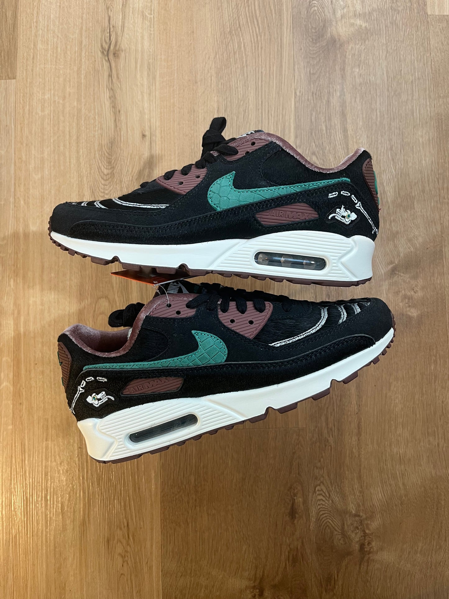 Nike Air Max 90 ‘Siempre Familia’