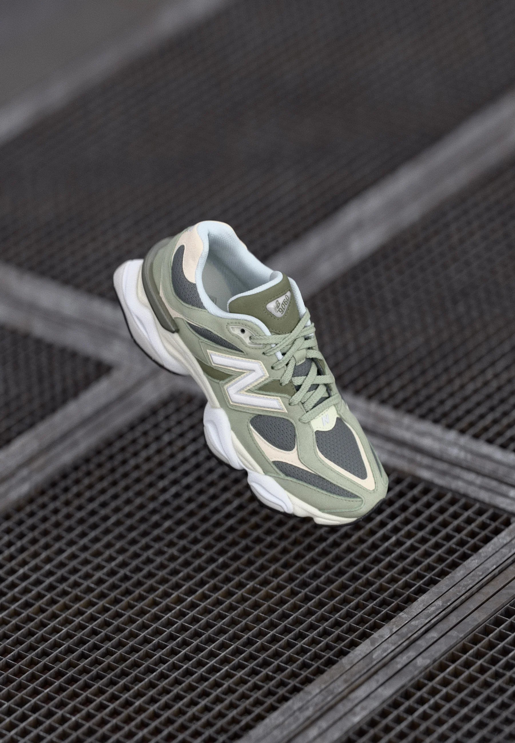 New Balance 9060 Green