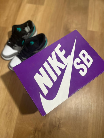 Nike SB Dunk Low ‘Atmos Elephant’