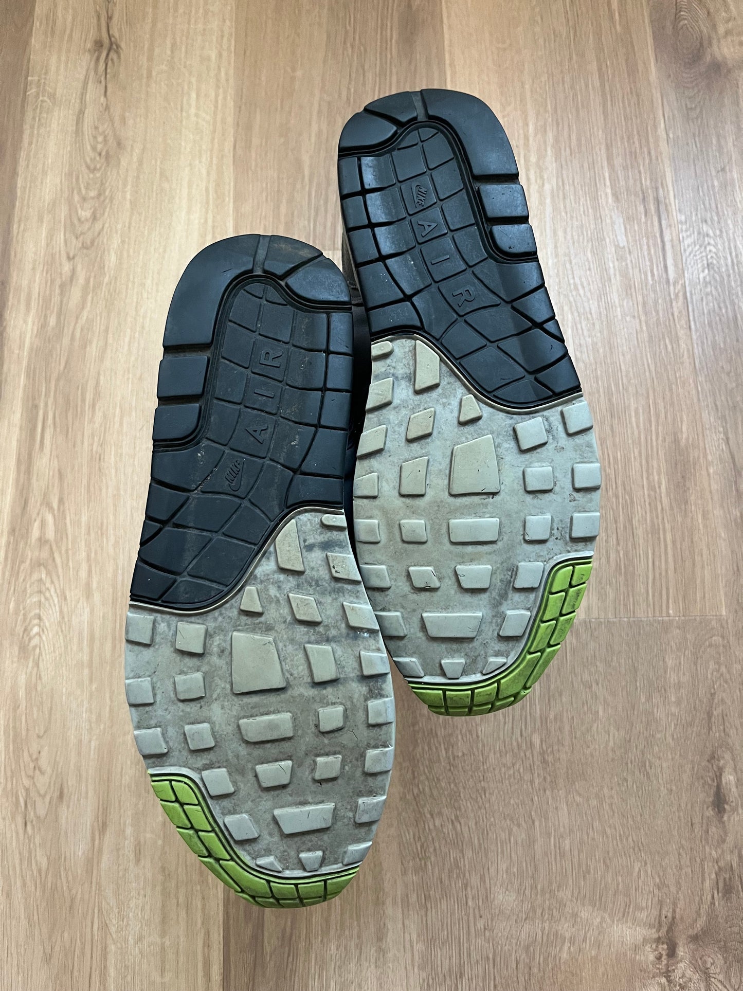 Nike Air Max 1 x HUF 'Pear Green' OG