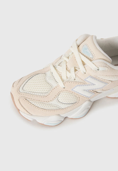 New Balance 9060 Beige (GS)