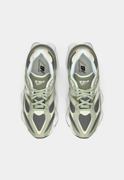 New Balance 9060 Green