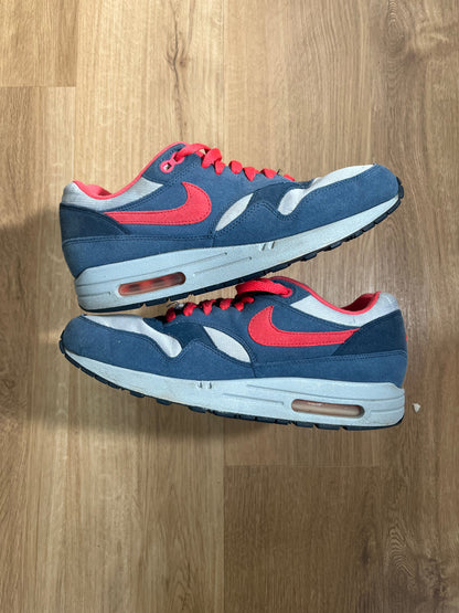 Nike Air Max 1 ‘Solar Red Blue'