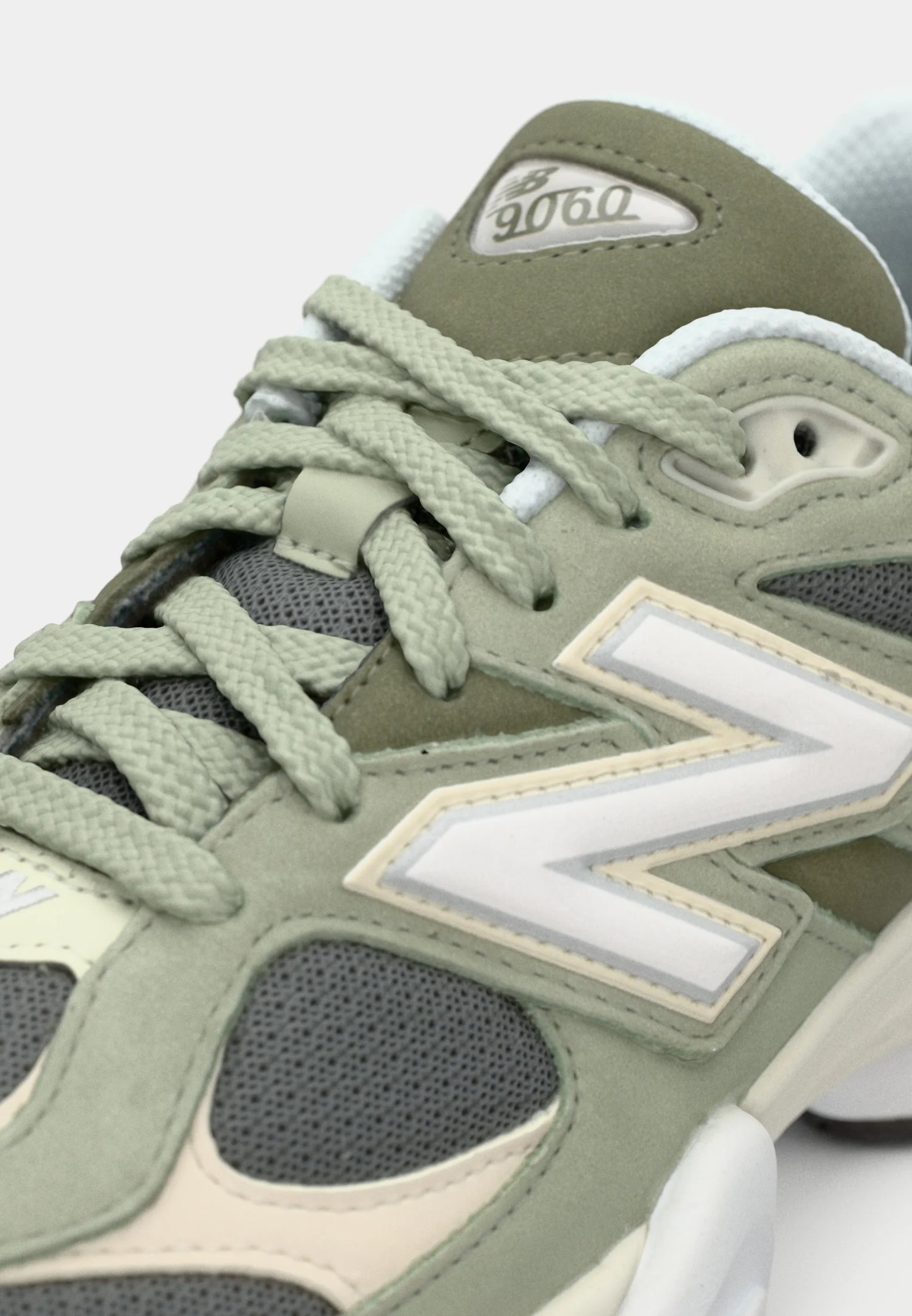 New Balance 9060 Green