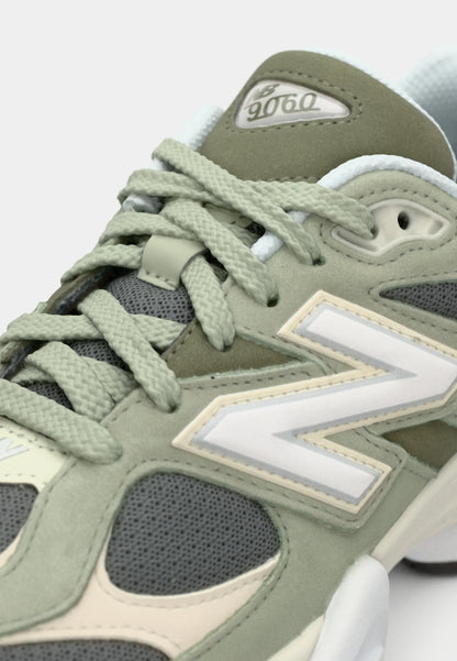 New Balance 9060 Green
