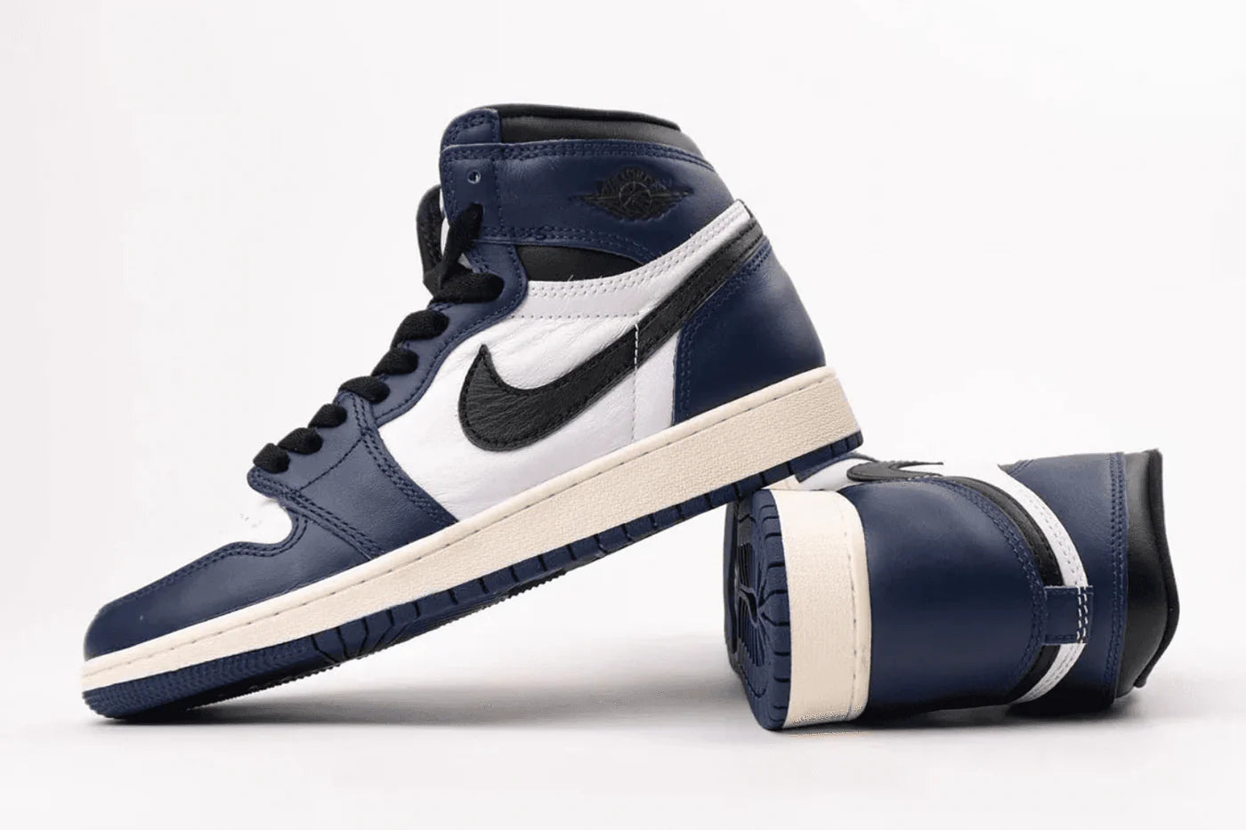 Air Jordan 1 Retro High OG 'Midnight Navy'