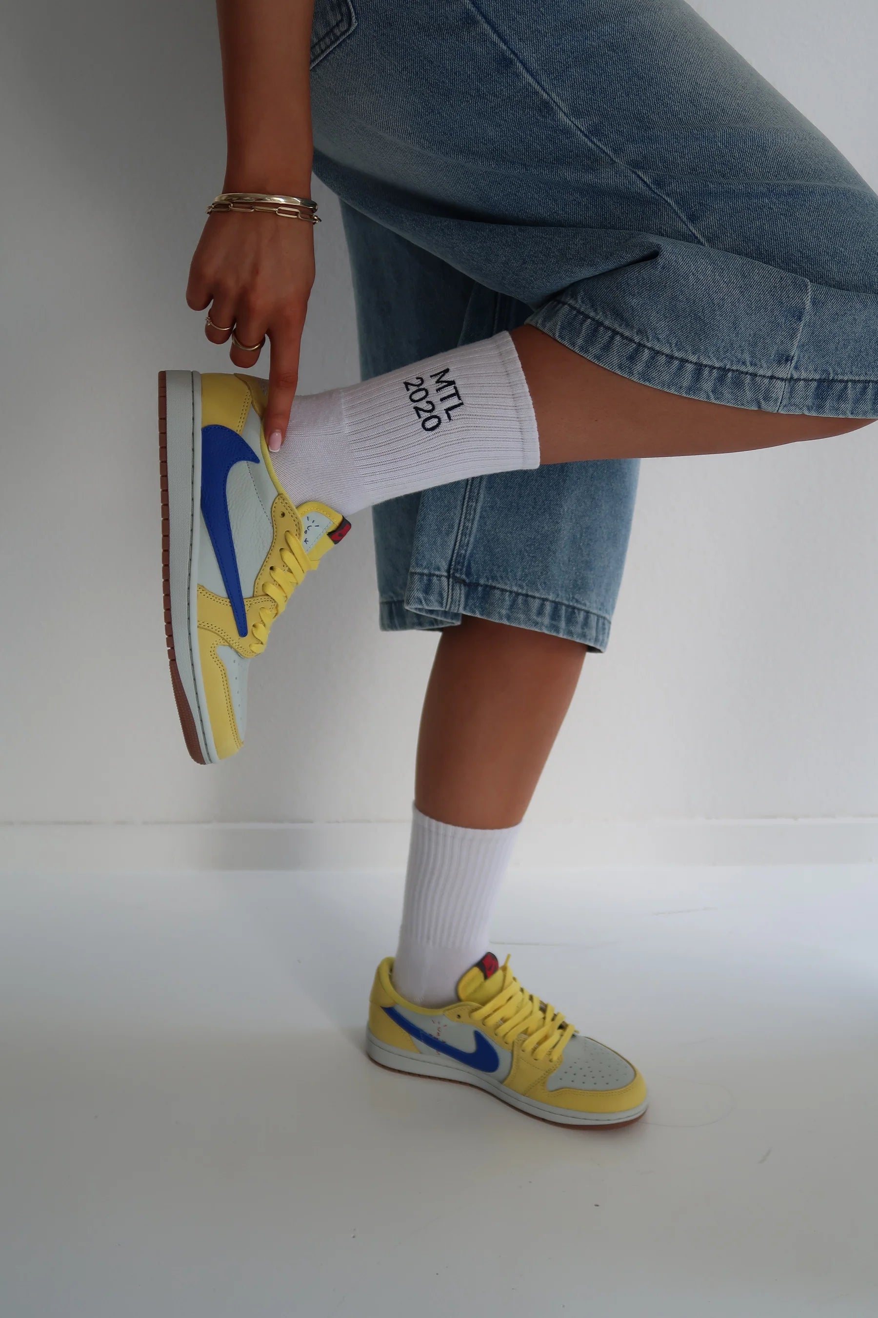 Travis Scott x Wmns Air Jordan 1 Retro Low OG SP 'Canary'