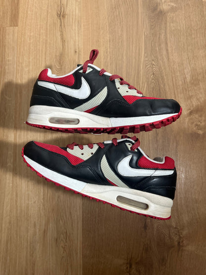 Nike Air Max Light ‘Black Red’