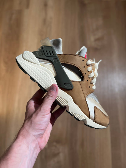 Nike Air Huarache ‘Desert Oak’