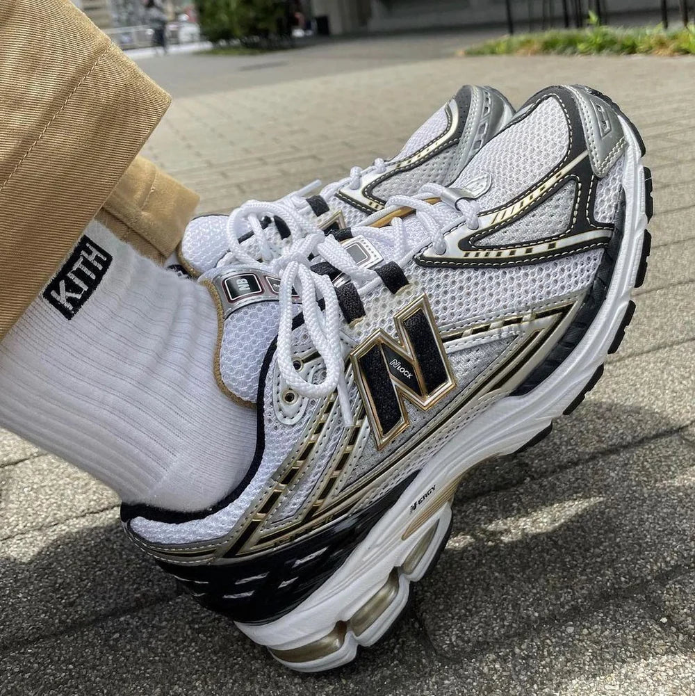 New Balance 1906R 'Metallic Silver Metallic Gold'