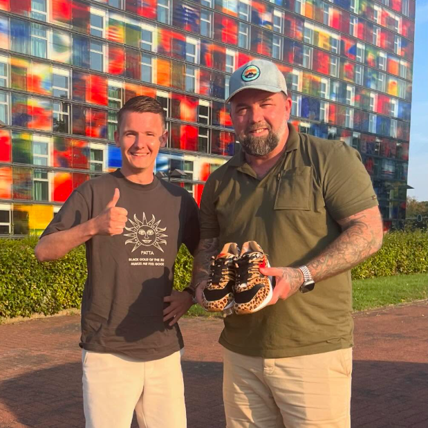 Theo Janssen met Noah Utrecht Sneakers met Nike Air Max 1 Premium Animal 2.0