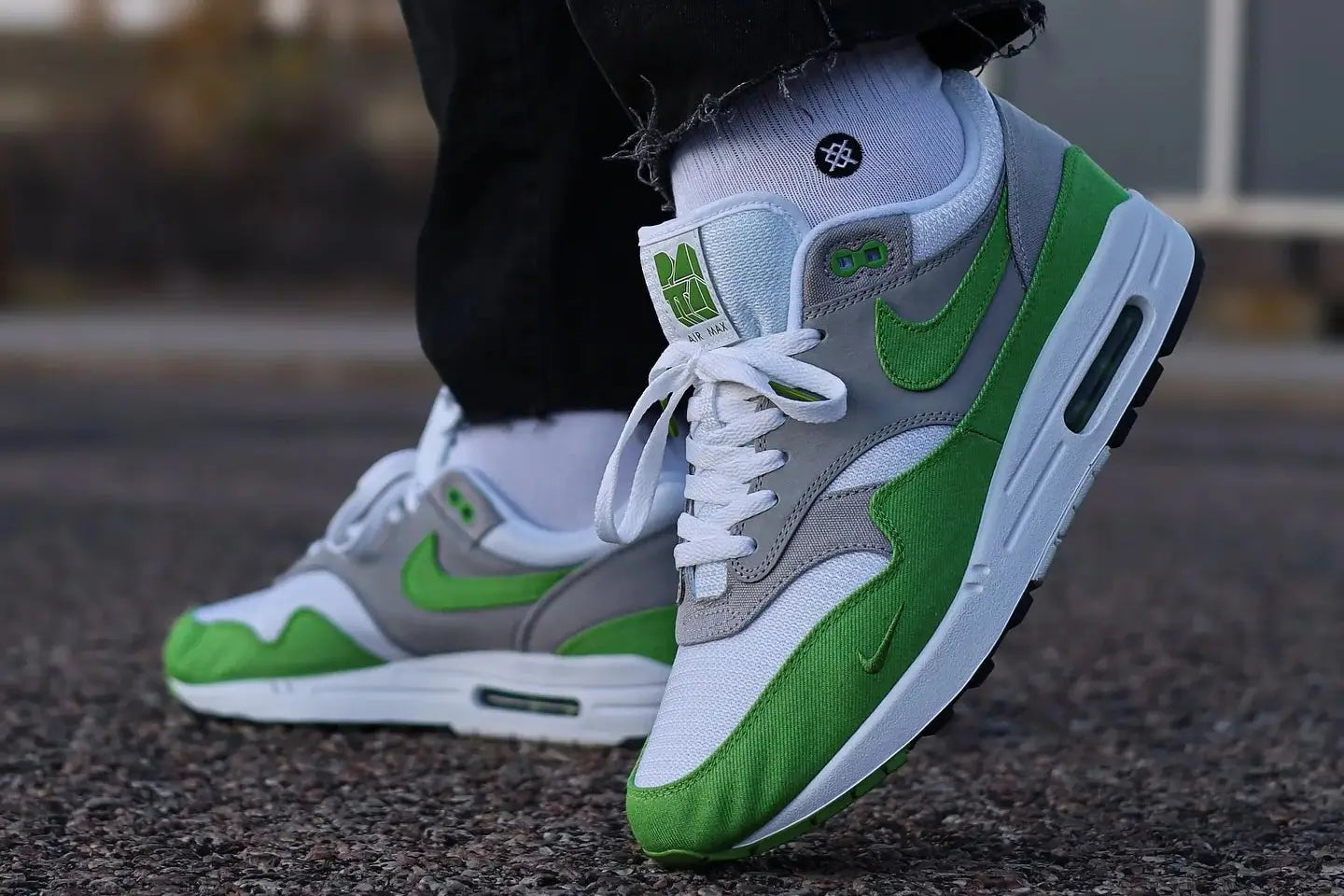 Nike_Air_Max_1_SP_Chlorophyll_2024_x_Patta_2_1_4f33d2dc