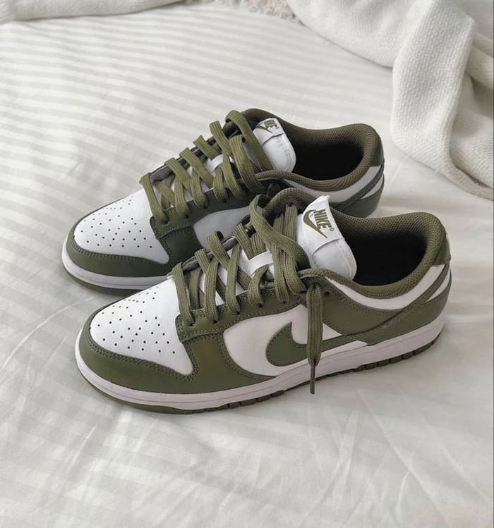 Nike Wmns Dunk Low 'Medium Olive'