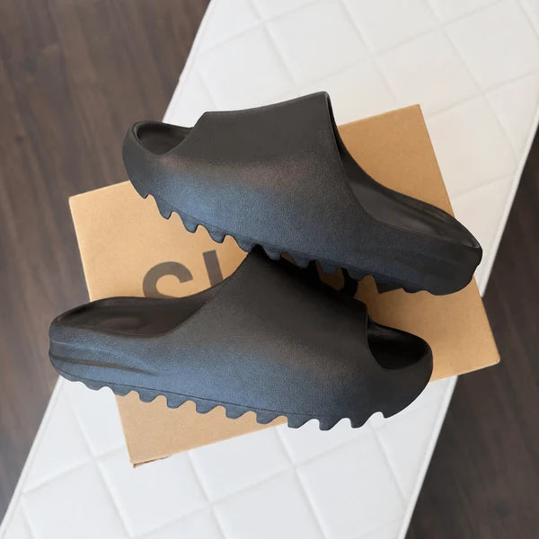 YZY YS-01 'Black'