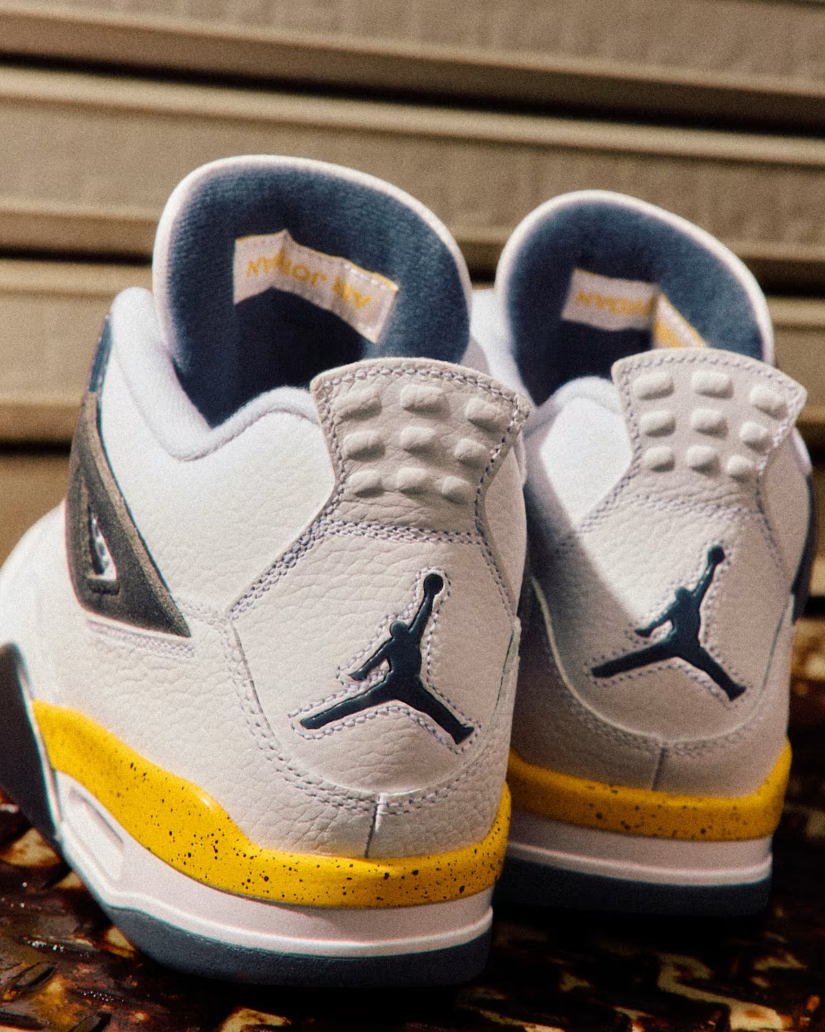 Air Jordan 4 Retro 'Rare Air - Tour Yellow' 2026