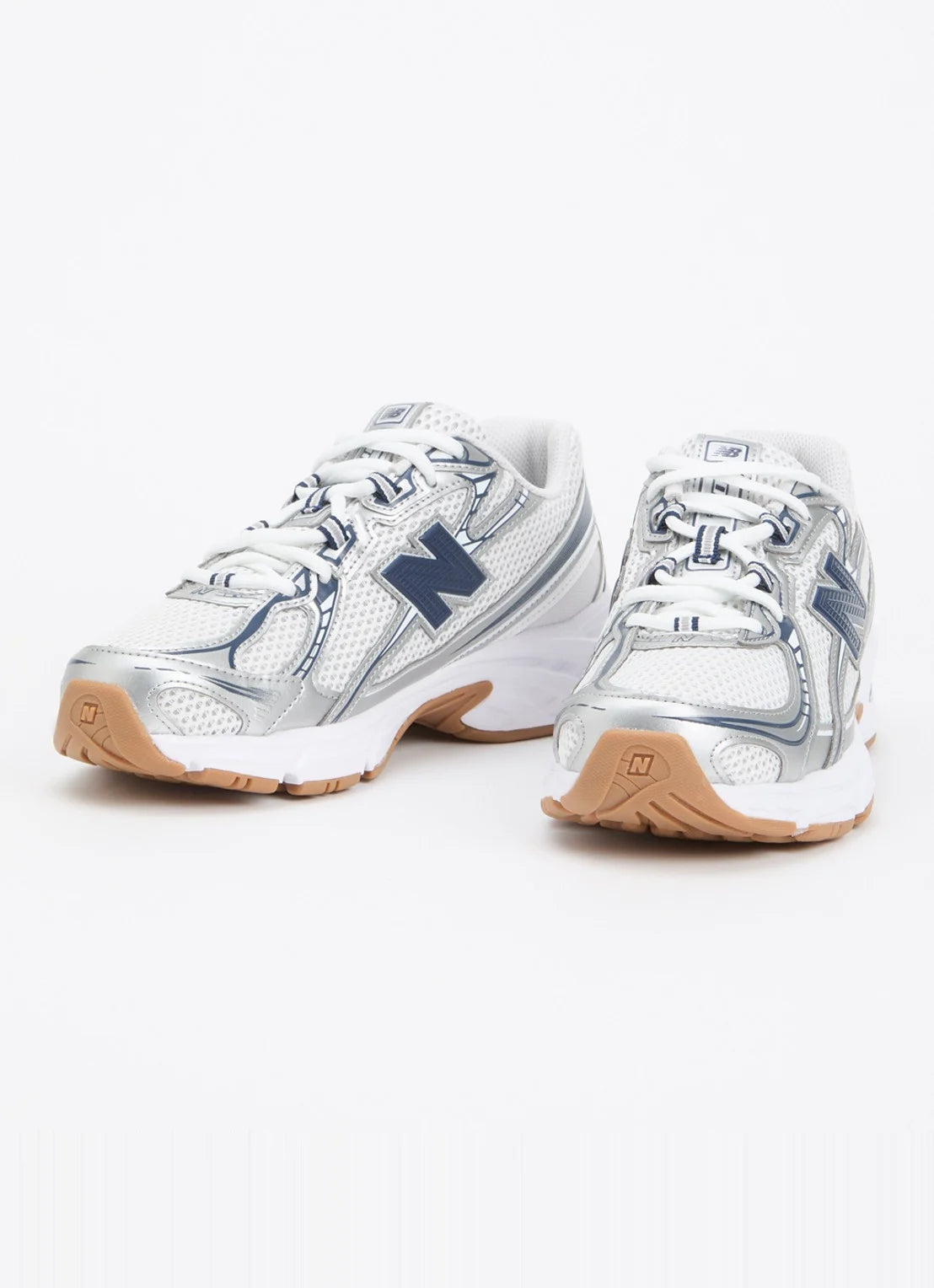 New Balance 740 Silver Navy