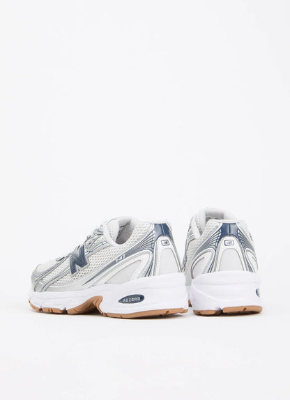 New Balance 740 Silver Navy