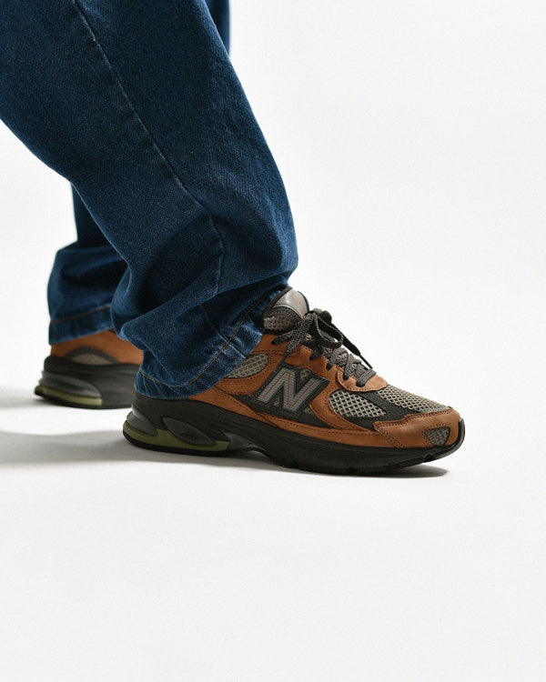 New Balance 2010 "Brown Black"