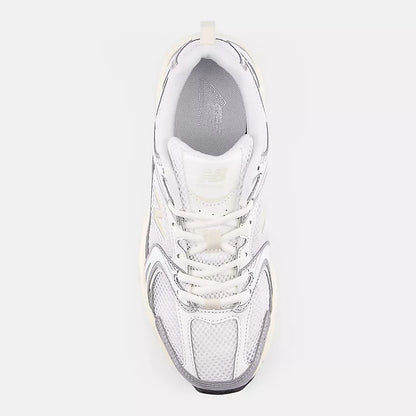 New Balance 530 Beige