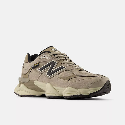 New Balance 9060 Cordura Beige